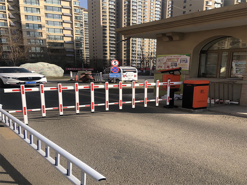 蘭州新源綠洲小區智能停車場車牌識別管理系統